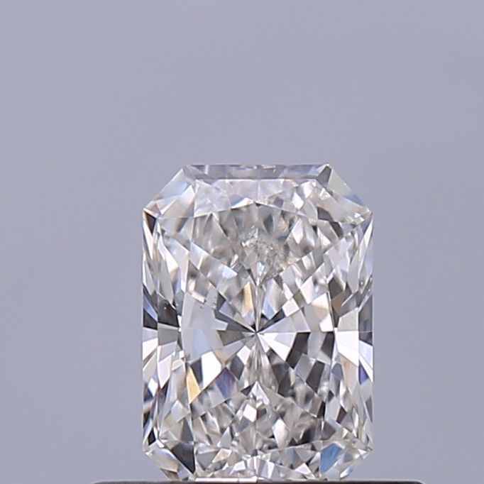 0.43 ct. Radiant Diamond — E / VS2 (IGI LG815693380)